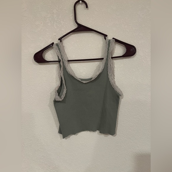 Green Tank - Picture 2 of 2